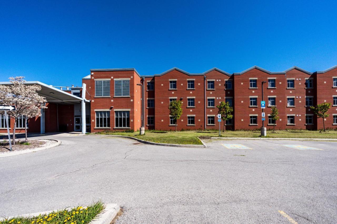 Residence & Conference Centre - Welland Exterior foto